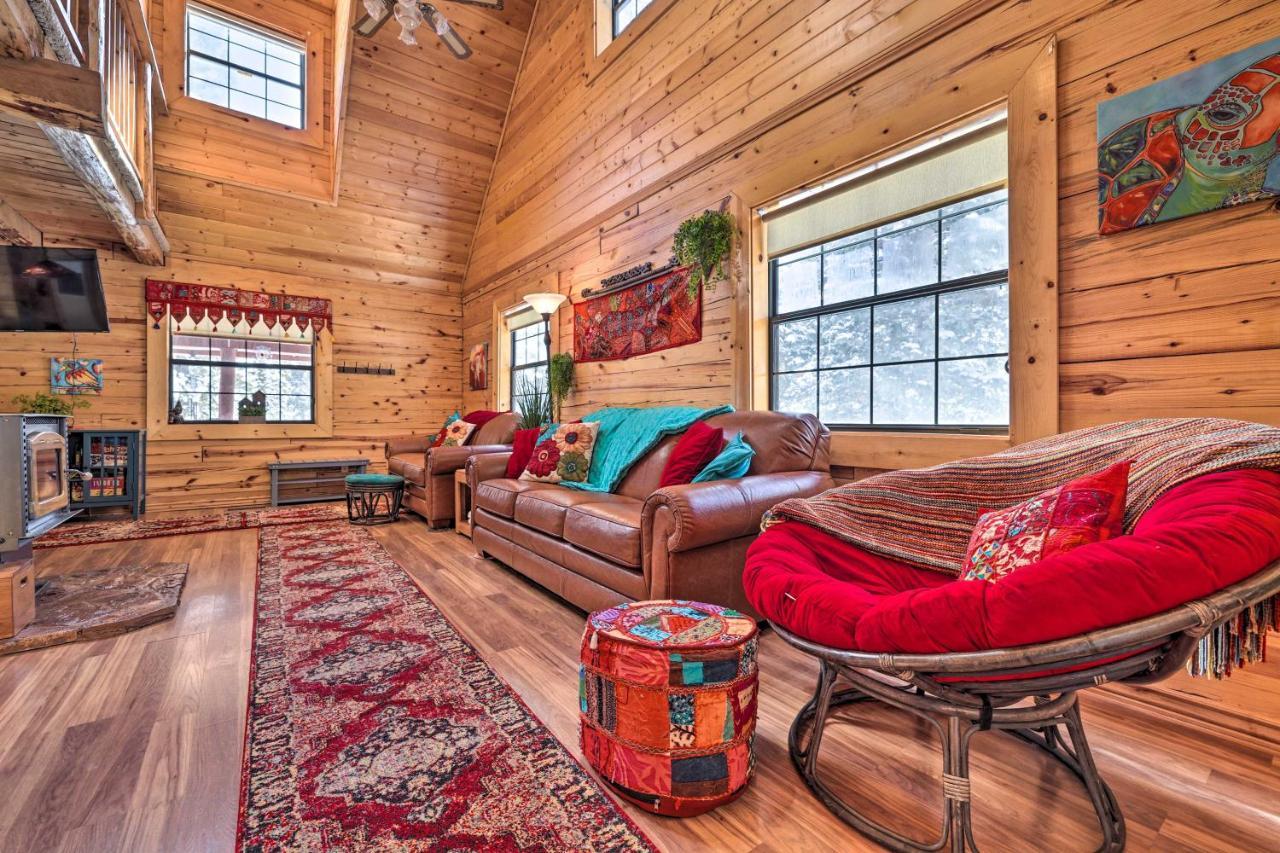 Rustic Duck Creek Village Cabin With Fire Pit! Exteriér fotografie