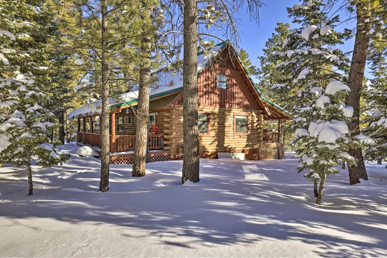 Rustic Duck Creek Village Cabin With Fire Pit! Exteriér fotografie