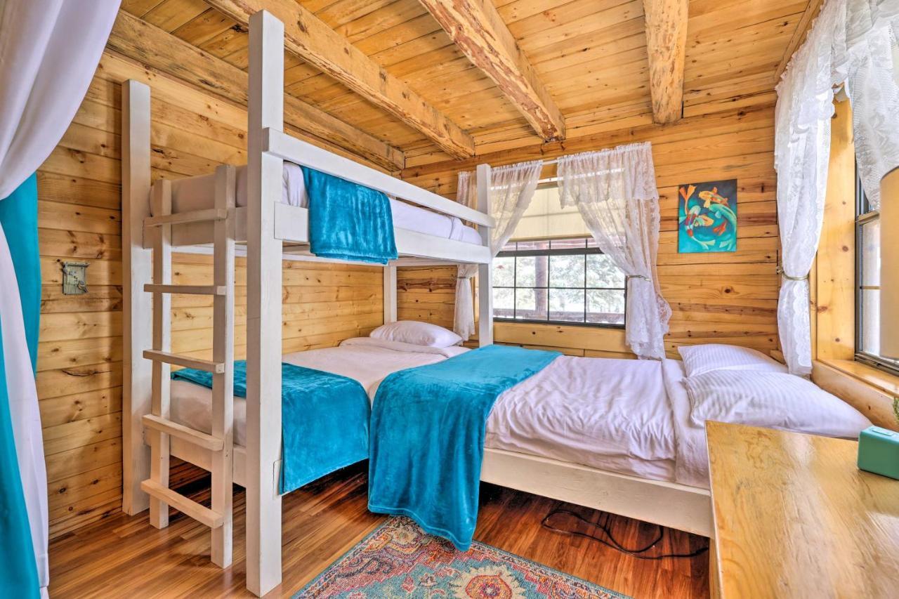 Rustic Duck Creek Village Cabin With Fire Pit! Exteriér fotografie